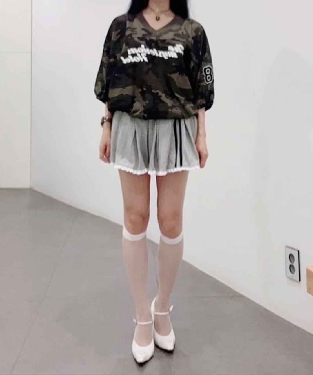 MUSINSA | LUV IS TRUE IM SHORT PLEATS SKIRT(GRAY)