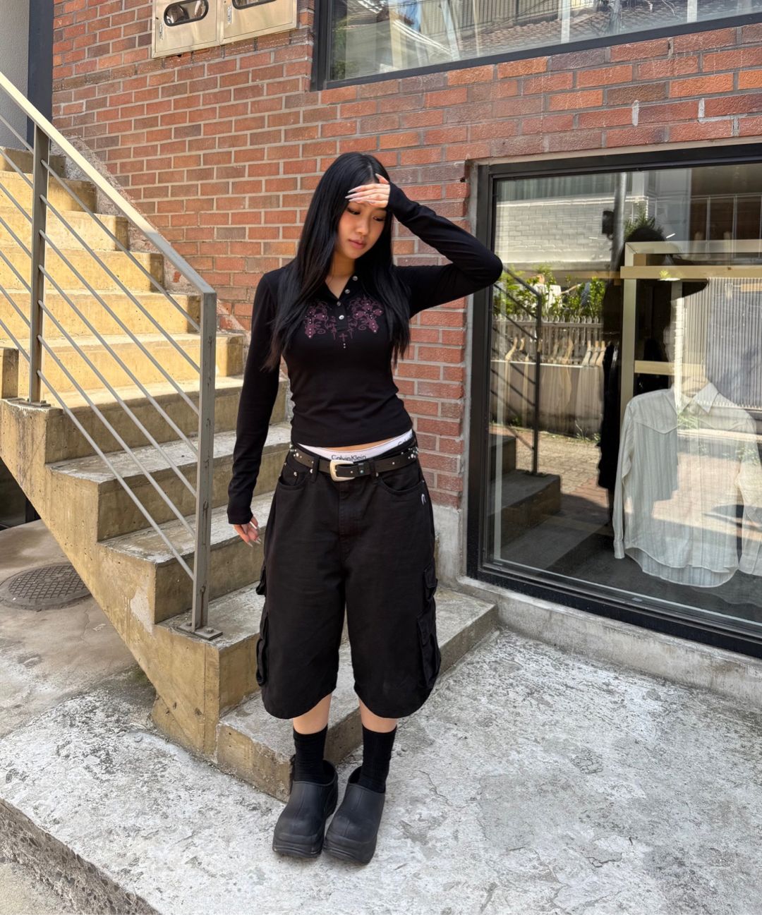 MUSINSA公式 | AAKAM Studded CROS2 Hooded Long Sleeve (White)