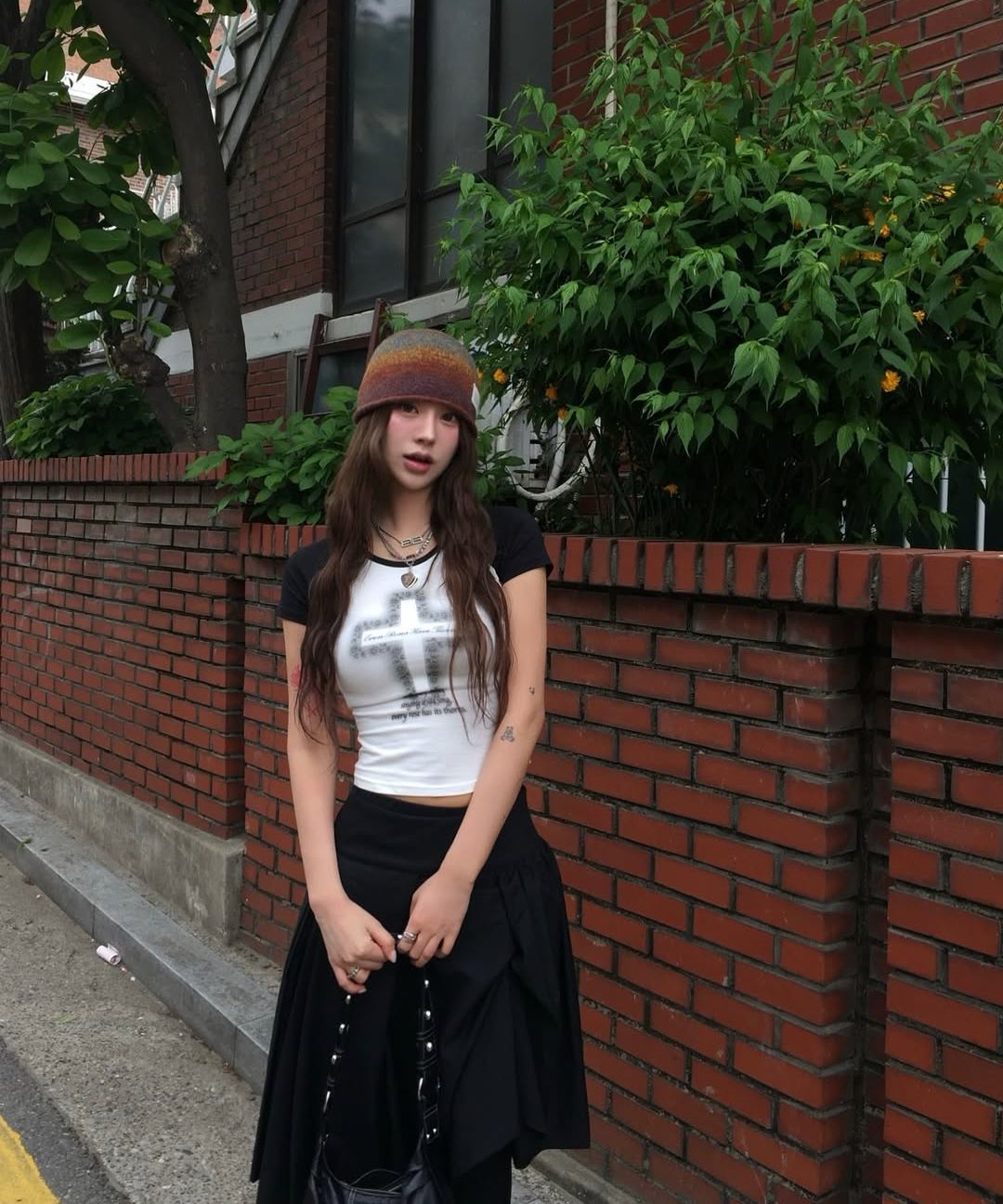 MUSINSA | NIIER NOR CROSS ROSE RAGLAN TEE_IVORY