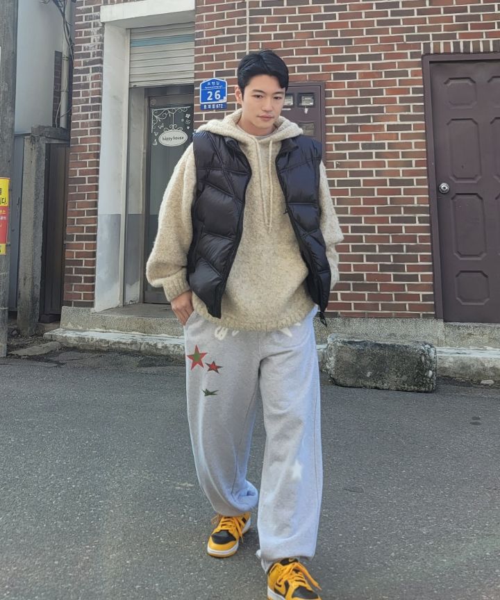 MUSINSA公式 | LMC TWINKLE STAR SWEAT PANTS heather gray