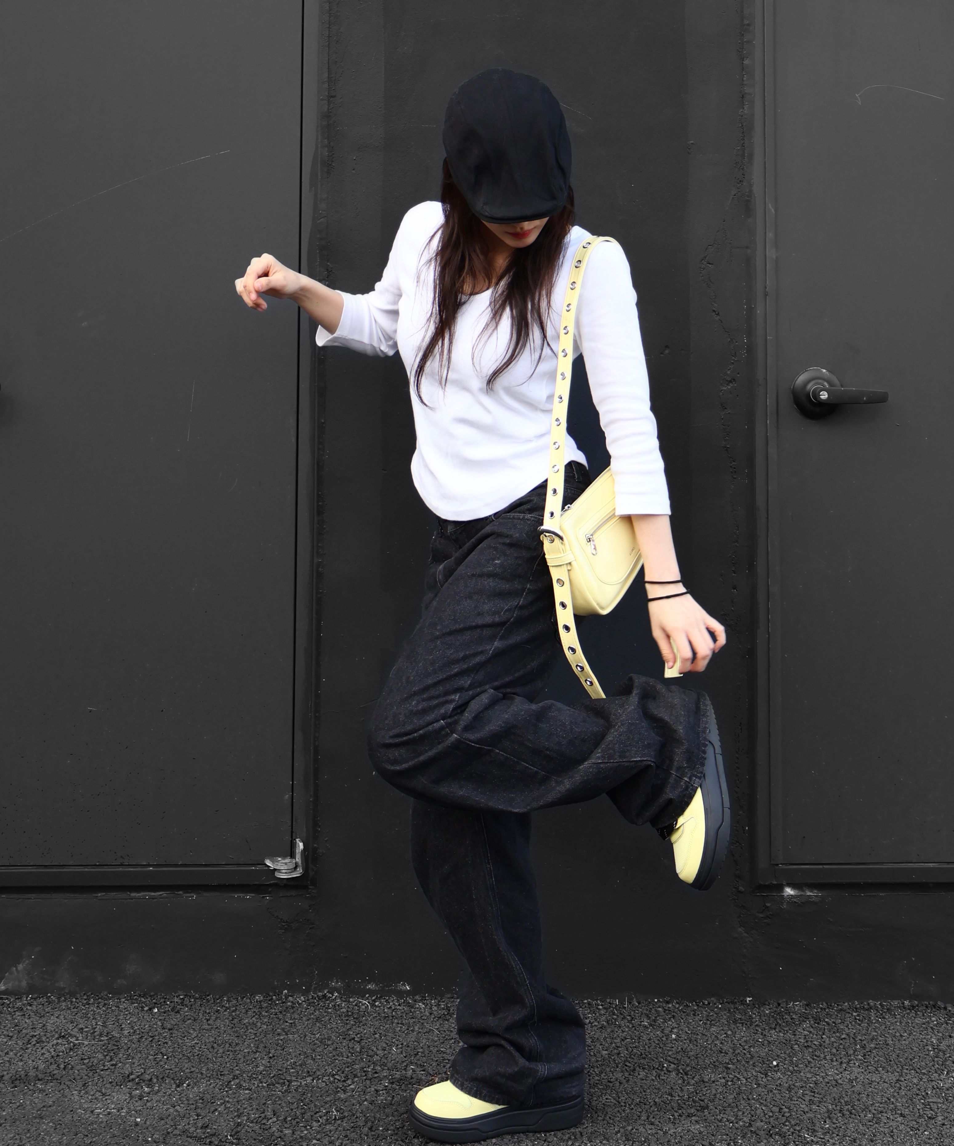 MUSINSA | ILLIGO Atypical Pocket Bag Black