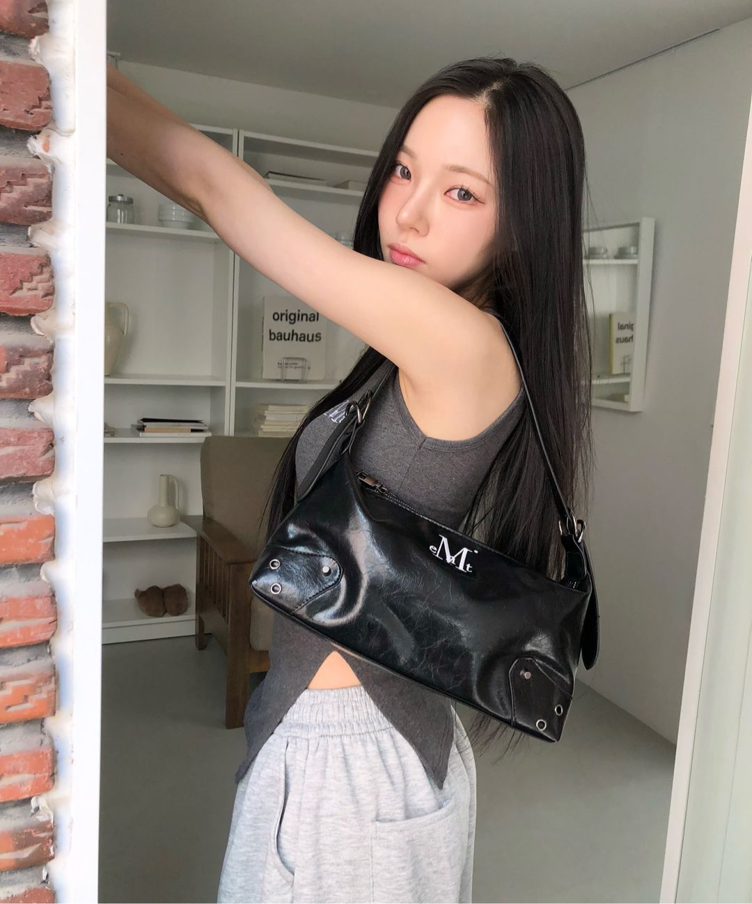 【MUCENT♥] North Eyelet Leather Shoulder Bag MUSINSA | MUCENT North Eyelet Leather Shoulder Bag Unisex