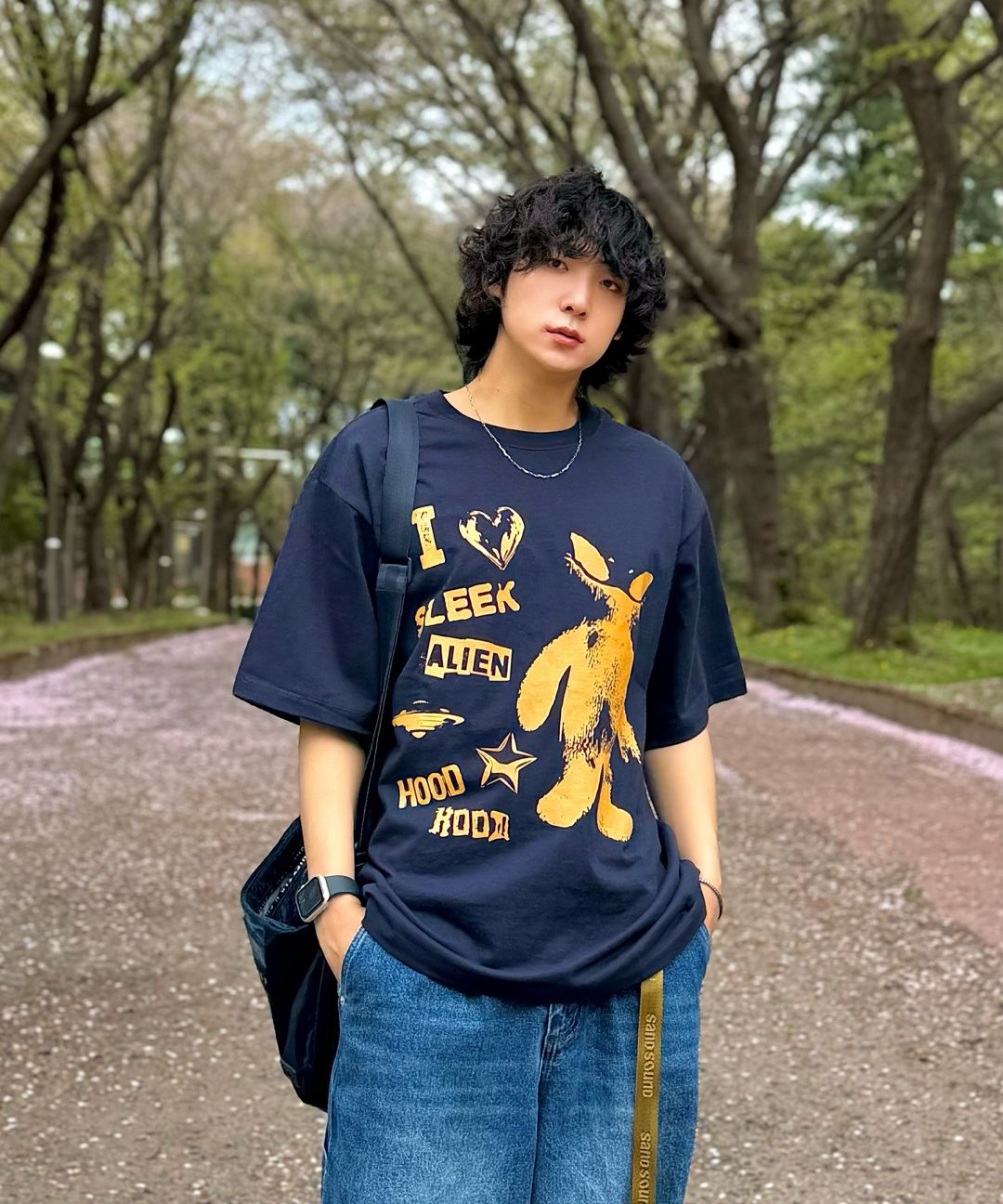 MUSINSA | HOODHOOD Alien Stamp Overfit Short Sleeve T-shirt
