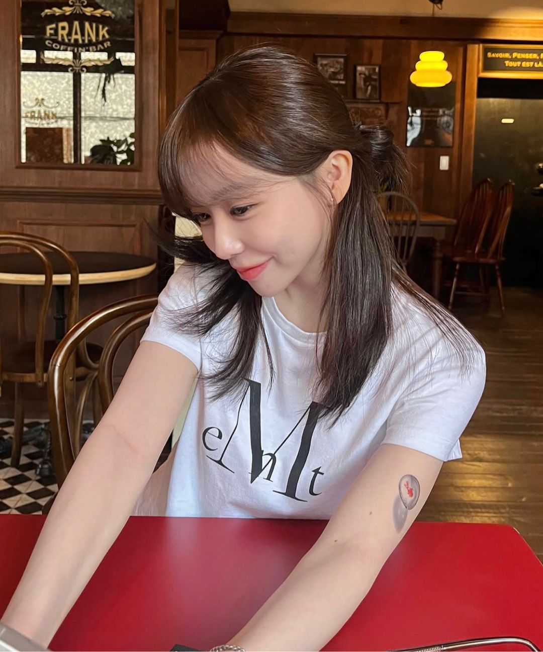 ★MUCENT★ Main symbol signature logo short sleeve tee 4 col MUSINSA | MUCENT Main symbol signature logo short sleeve tee
