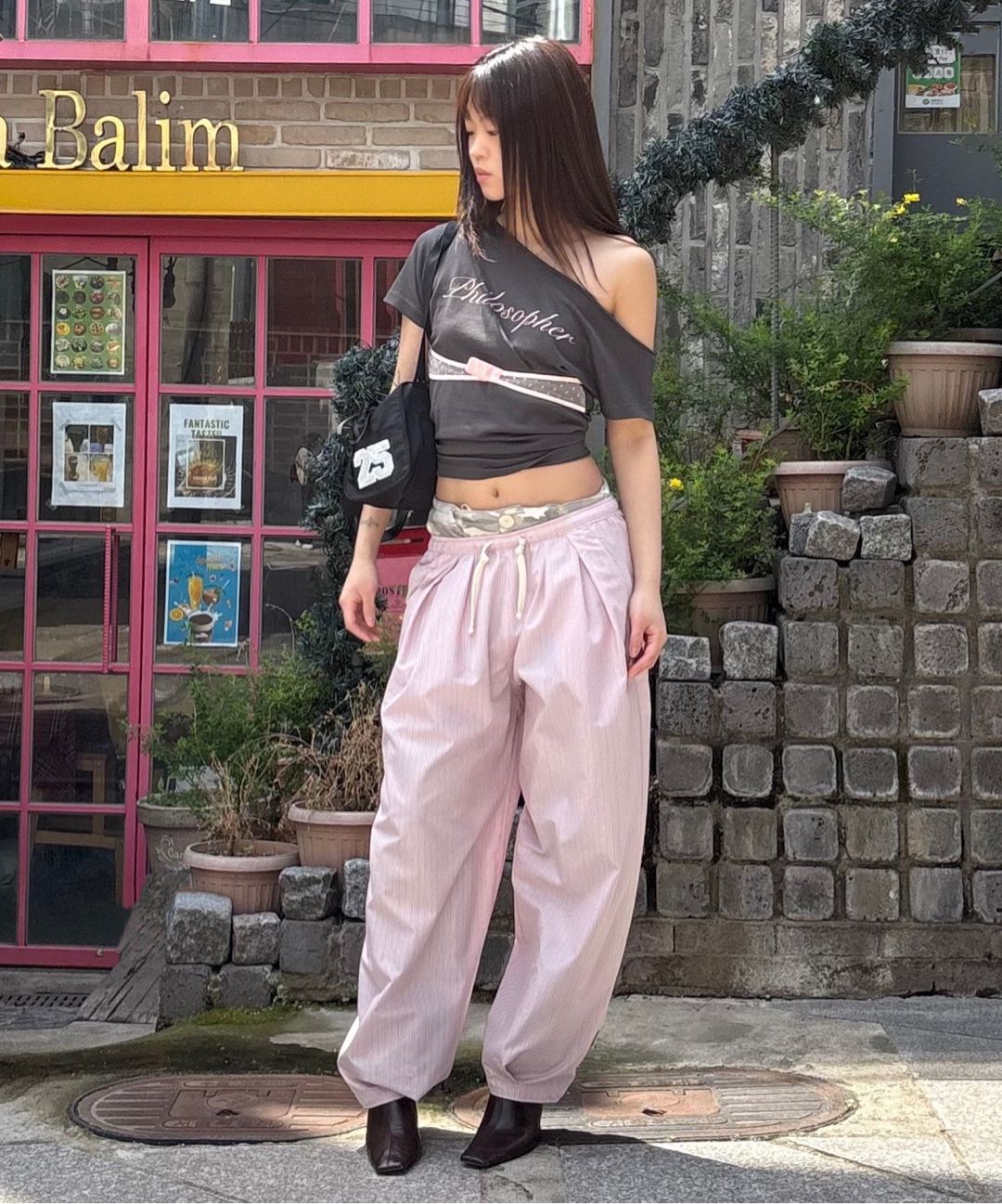 MUSINSA | SCULPTOR Local Angel Gym Bag Black
