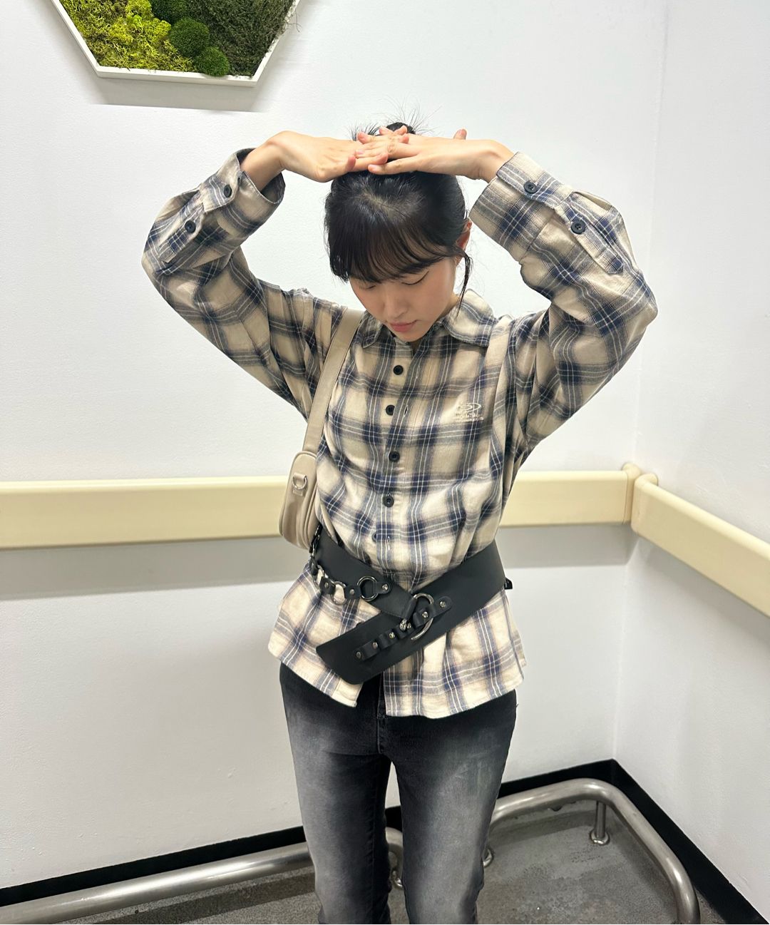 シャツ IONSEOUL spray check SHIRT (3color) BBJ477 IONSEOUL spray check SHIRT (3color) (IONSEOUL/シャツ