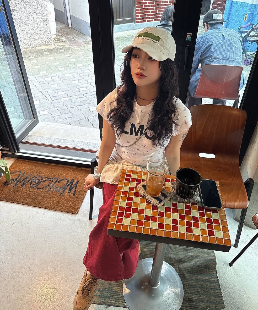MUSINSA | LMC WM OG CROPPED TEE flower white