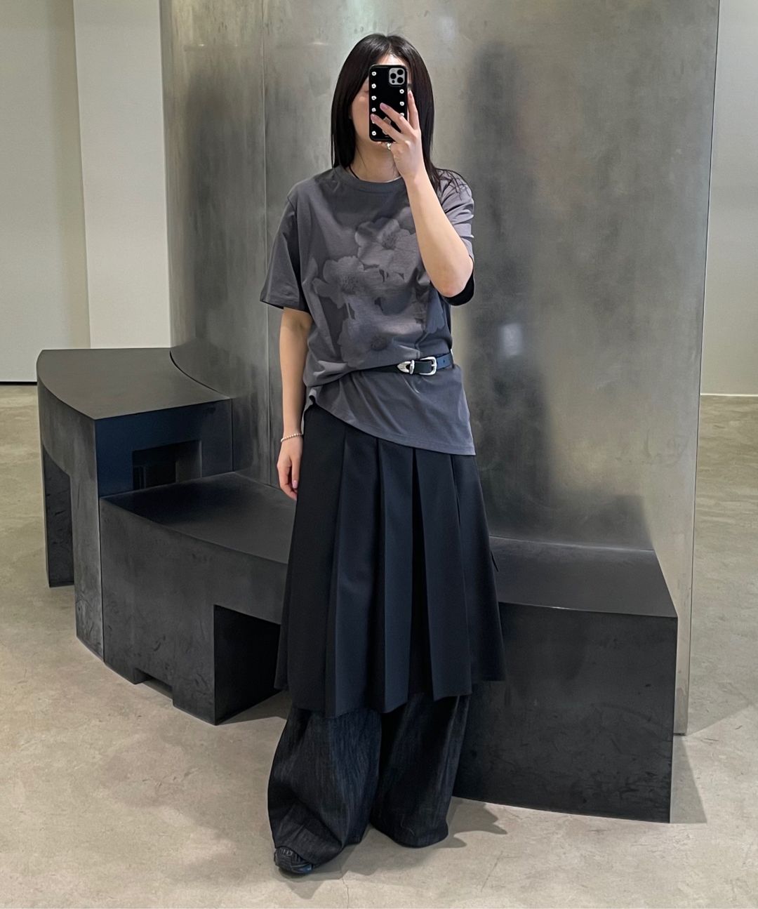 MUSINSA | DIAGONAL RELAXED WIDE DENIM PANTS (black)