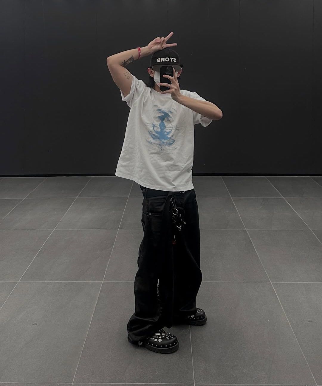 MUSINSA | SLOWACID Dune Wave Short Sleeve T-Shirt [White]