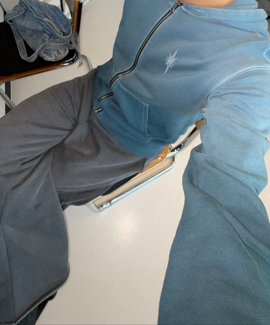 【IUGAMAKARAS】PIGMENT DYED ZIP-UP HOODIE MUSINSA | IUGAMAKARAS Pigment Dyed Zip-Up Hoodie (Charcoal)