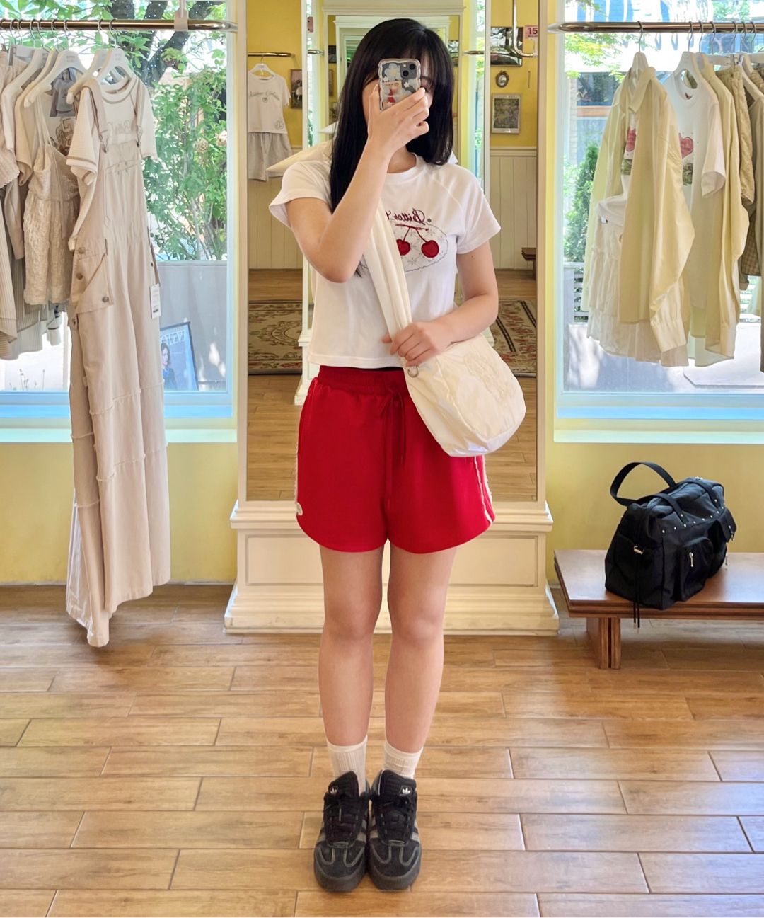 MUSINSA公式 | BITTERCELLS Marie Jersey Lace Shorts-Black