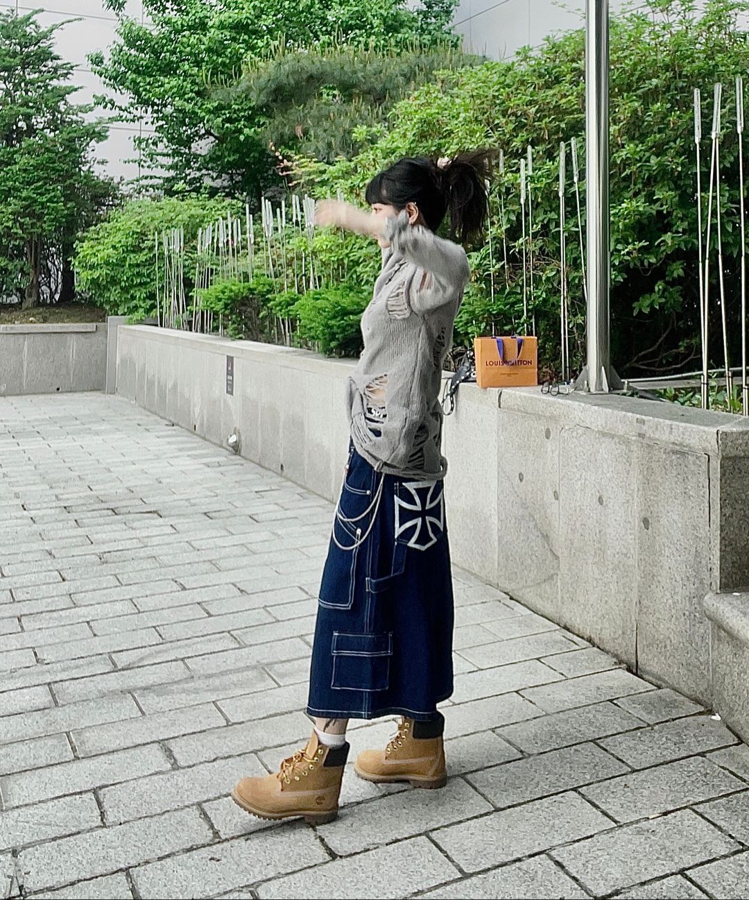 MUSINSA | FLAVORISM Carpenter Bermuda Denim Pants [Washed Black]