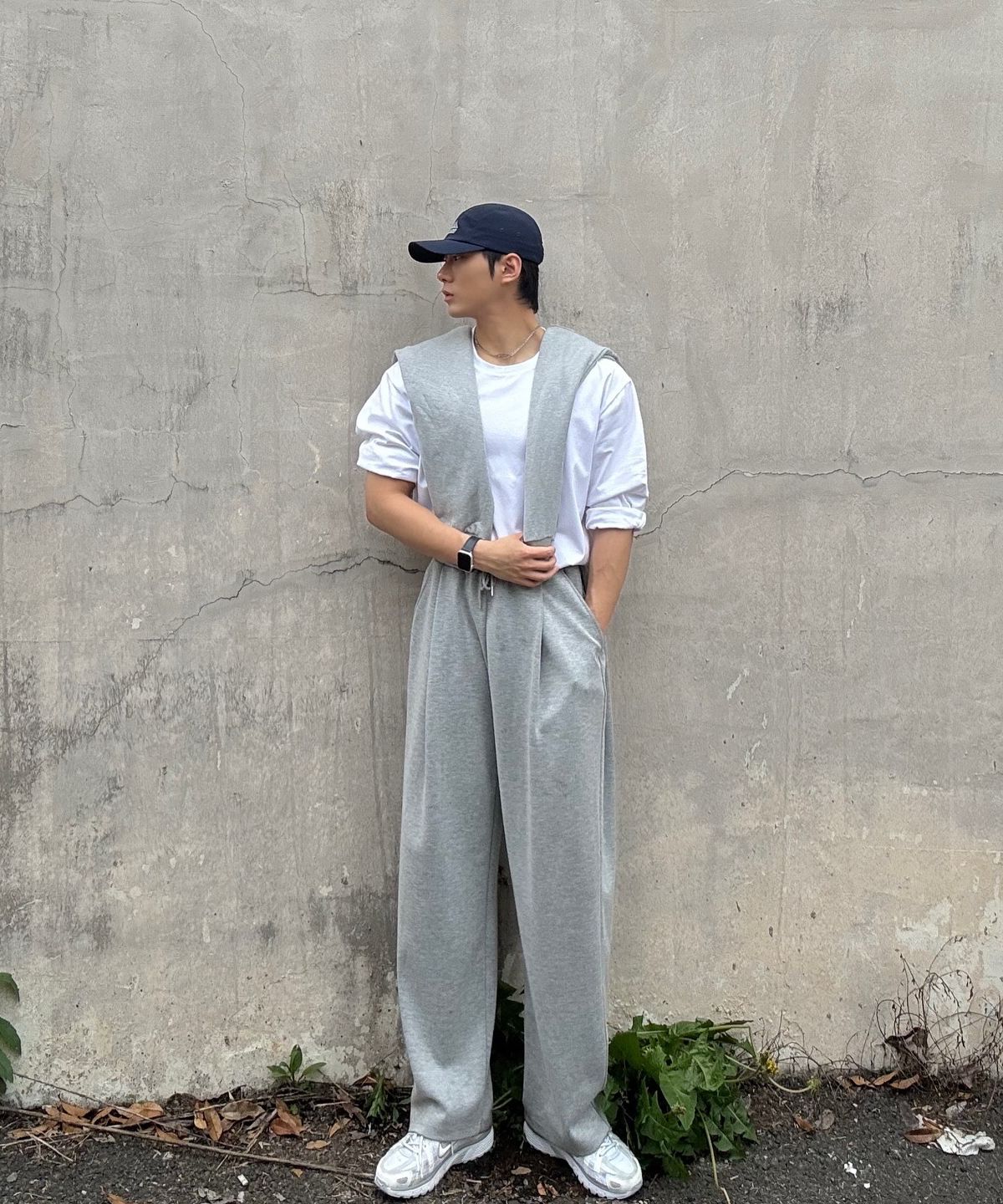 MUSINSA | MUSINSA STANDARD Silk Relaxed Crew Neck Long