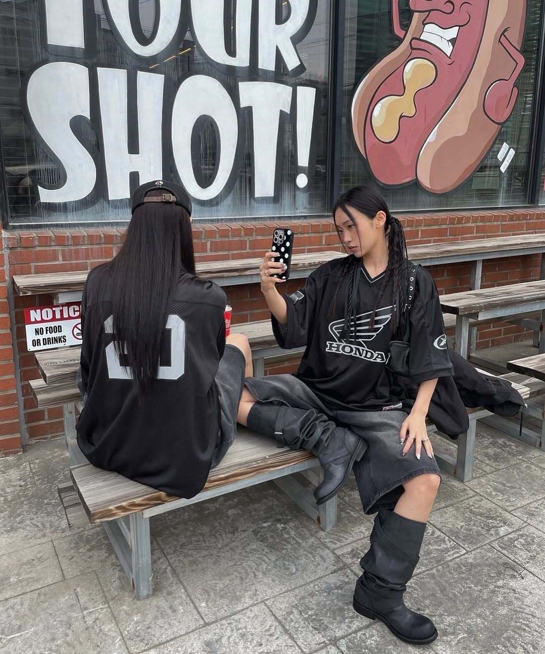 Tシャツ・カットソー HONDA MOTORCYCLE Original Wing logo Tshirt Black Amazon.com: Honda Standard Logo T-Shirt : Clothing, Shoes