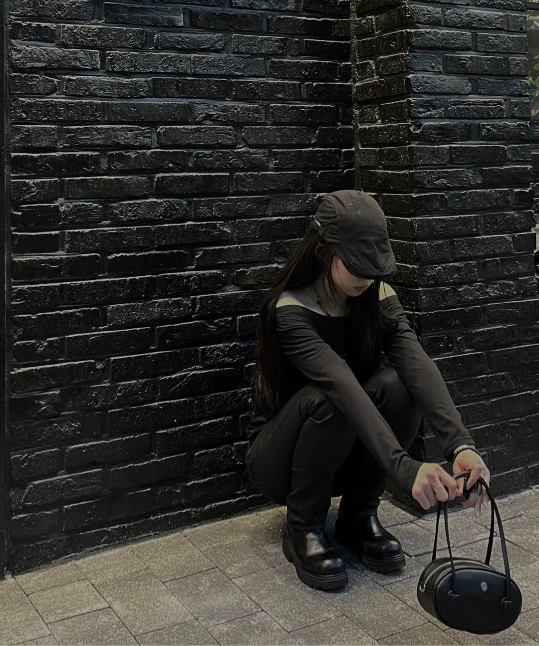 MUSINSA公式 | MATIN KIM HALF SHIRRING RIBBON ROUND BAG (3
