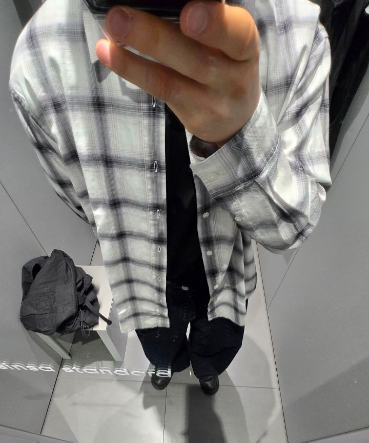 MUSINSA | MUSINSA STANDARD Relaxed Ombre Check Shirt [White