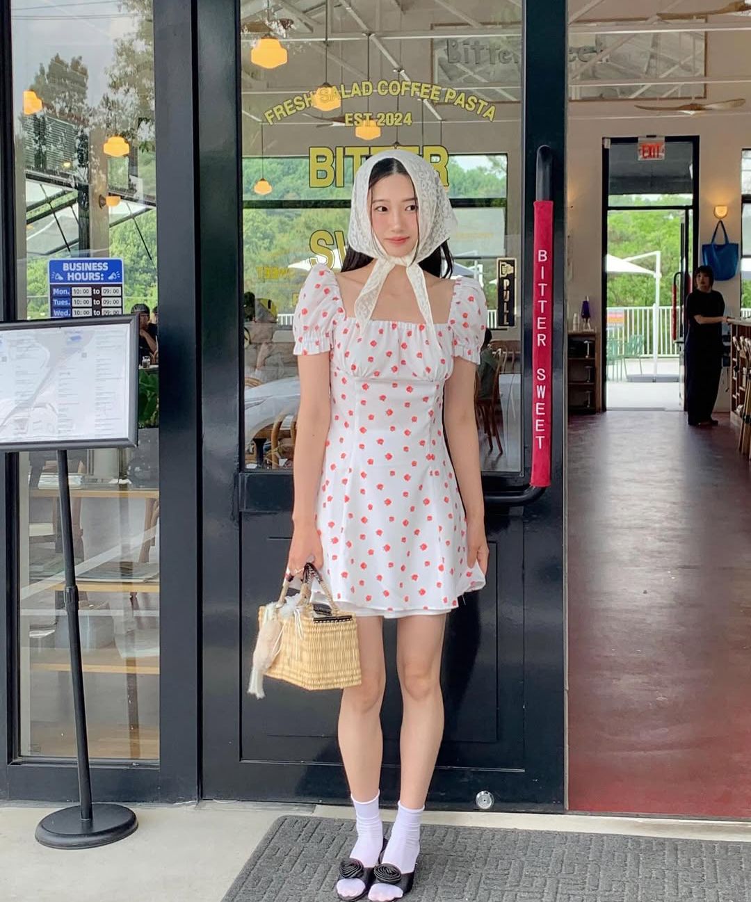 유희(YOUHEE) FLOWER PATTERN PUFF DRESS WHITE - 사이즈 & 후기