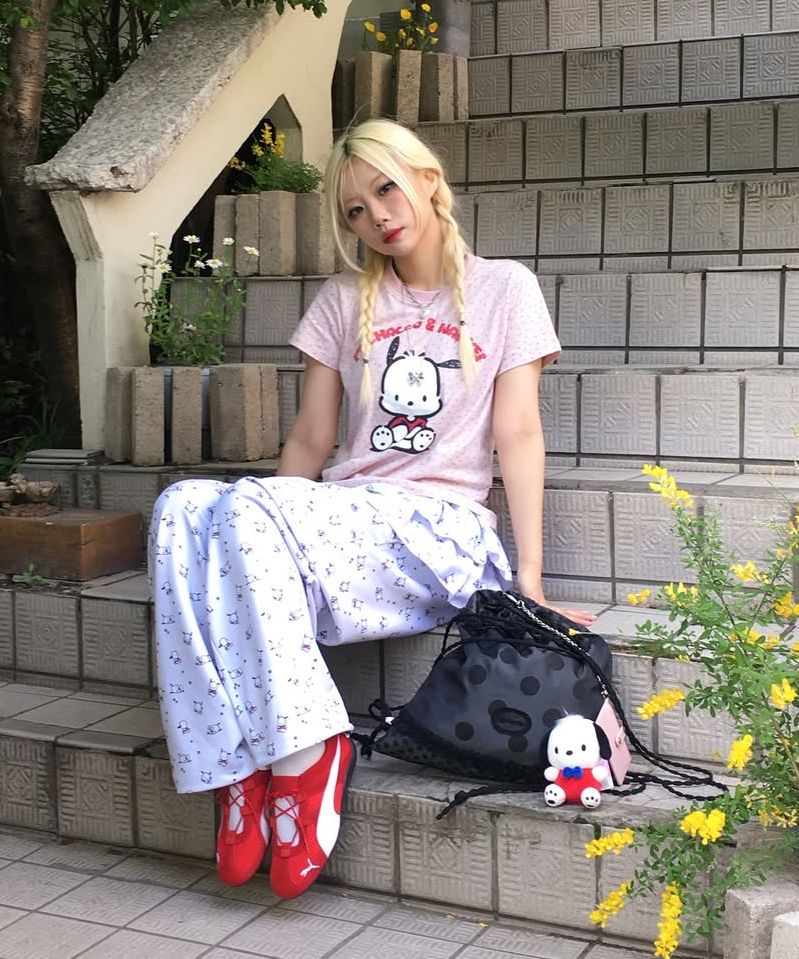 ★WAIKEI★ Pochaco Flower Short Sleeve T-shirt Pink YKBE05TS MUSINSA | WAI KEI Pochaco Flower Short Sleeve T-shirt Pink