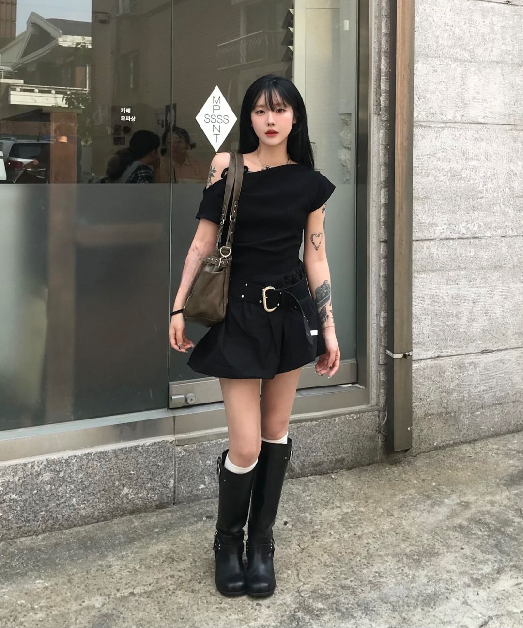 ◇ILLIGO◇ Amber Buckle Shoulder Bag Black AMBER BUCKLE SHOULDER BAG BLACK - illigo | 60% - Asian