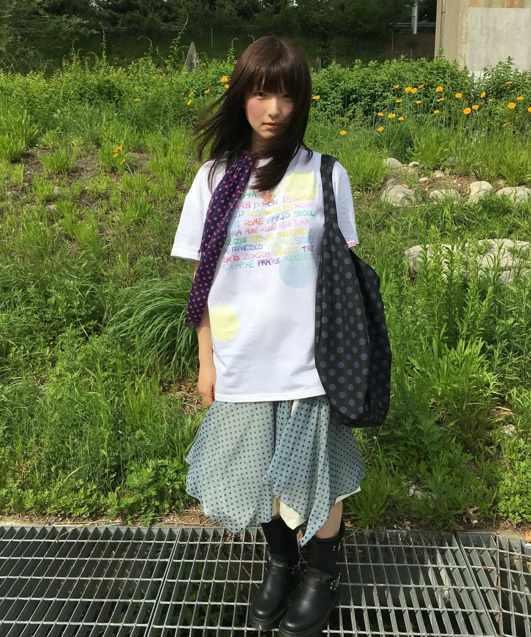 MUSINSA公式 | ITZAVIBE REVERSIBLE DOT BAG