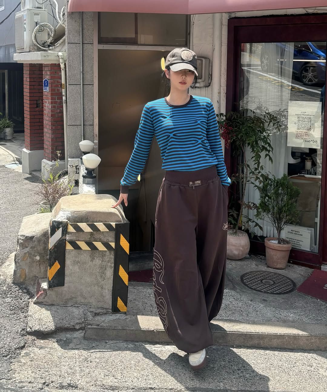 ☆BADBLOOD☆ Mystic Capsule 2 Way Curved Jogger Trousers Gre BADBLOOD Mystic Capsule 2 Way Curved Jogger Trousers