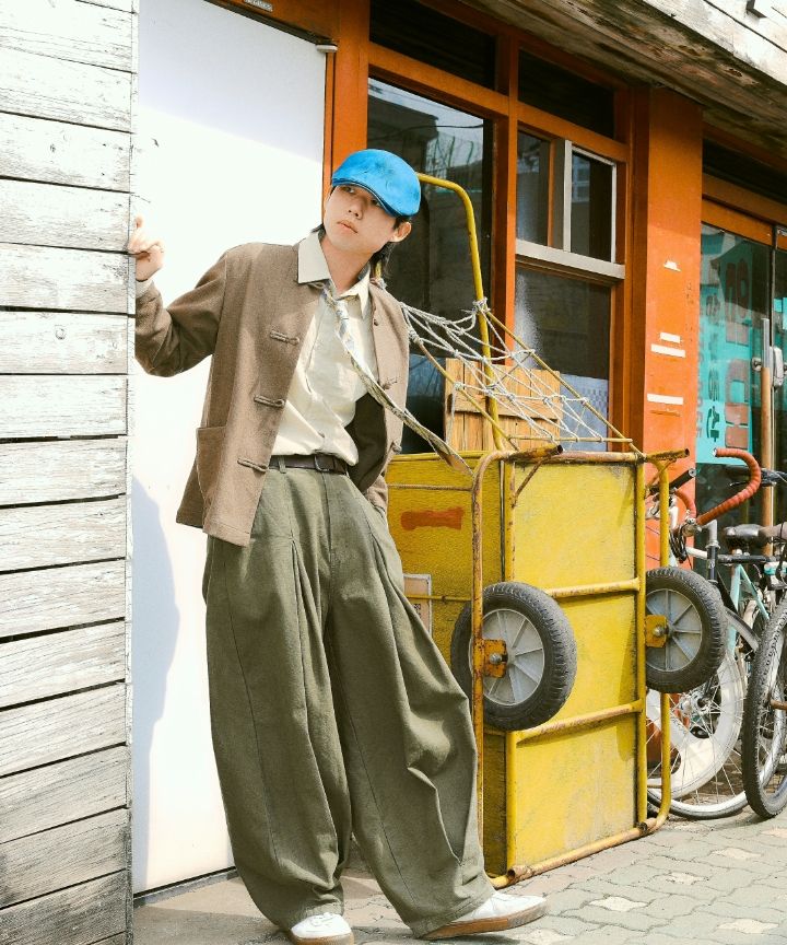 MUSINSA | ANGLAN Long Tuck Wing Balloon Pants - Black