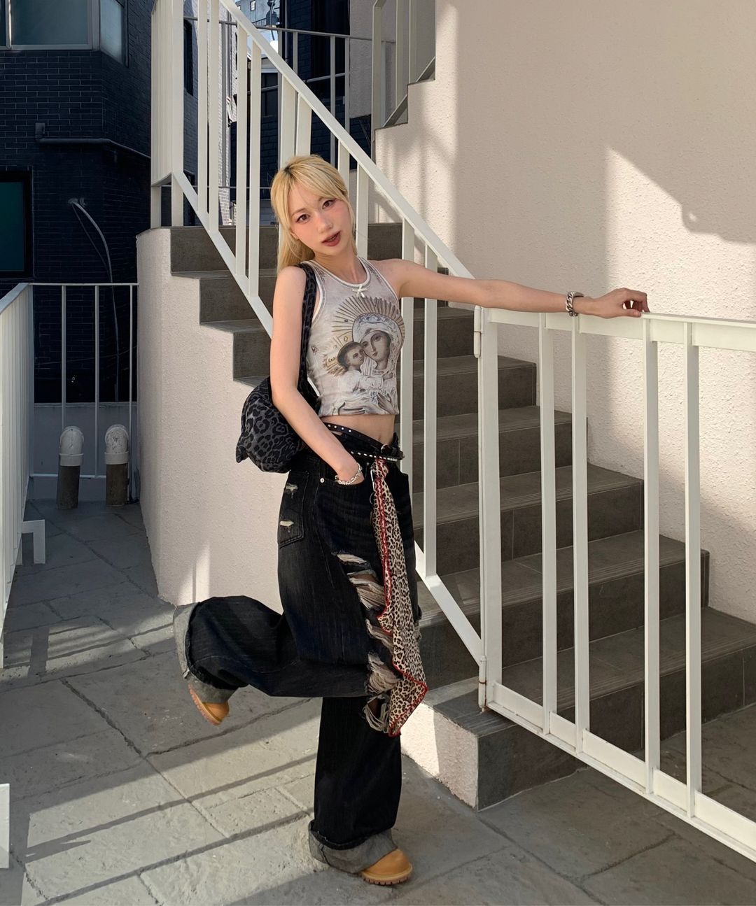 ★ ROCKCAKE ★Faye Damage Jeans【送料0/関税0】 MUSINSA公式 | ROCKCAKE Faye Damage Jeans - Black