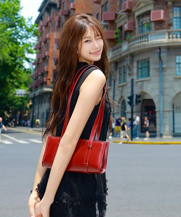 MUSINSA | AMES-WORLDWIDE STRAP TOTE BAG MINI IVORY