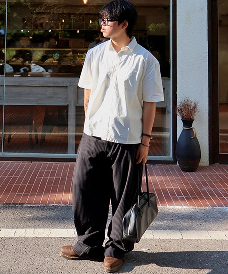 MUSINSA | SIGNATURE Multi-tuck wide slacks [black]