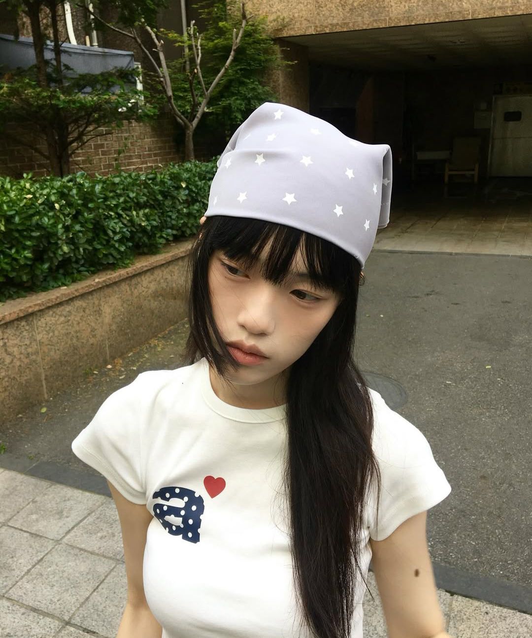 MUSINSA公式 | AEAE DOT SMALL LETTER TEE [NAVY]