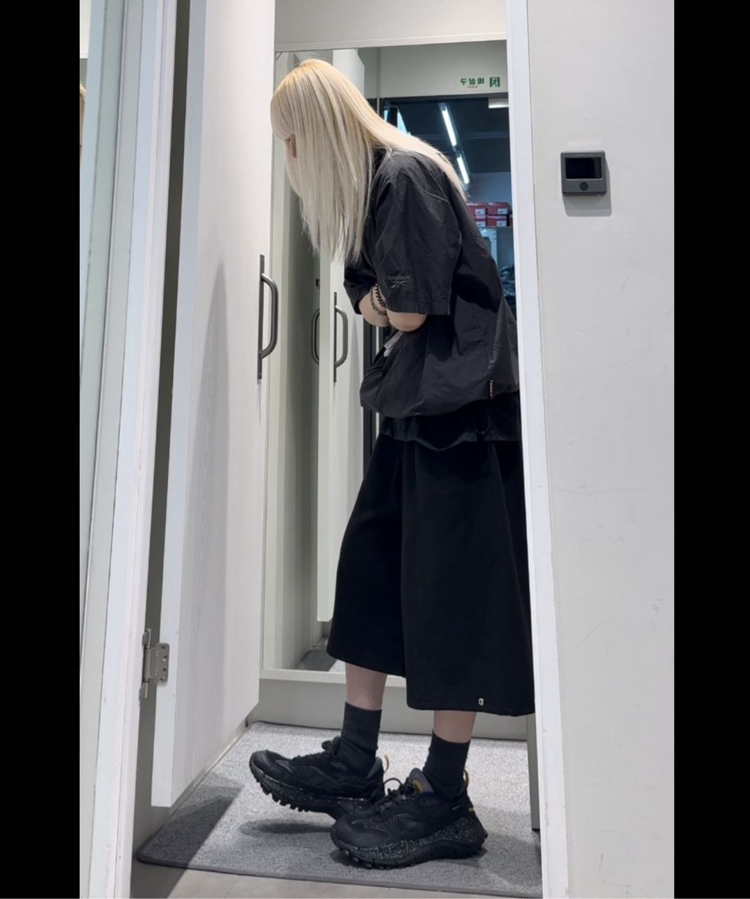 【EASY NO EASY】Snap Sweat Pants Bermuda Pants ★男女兼用★ MUSINSA | EASY NO EASY Snap 8-part Sweat Bermuda Pants - 2PACK
