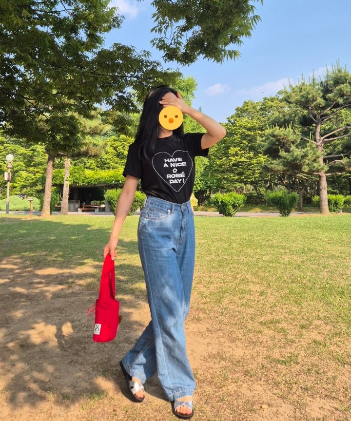 MUSINSA | ROSÉ FRANTZ In the Heart T-shirt [White]