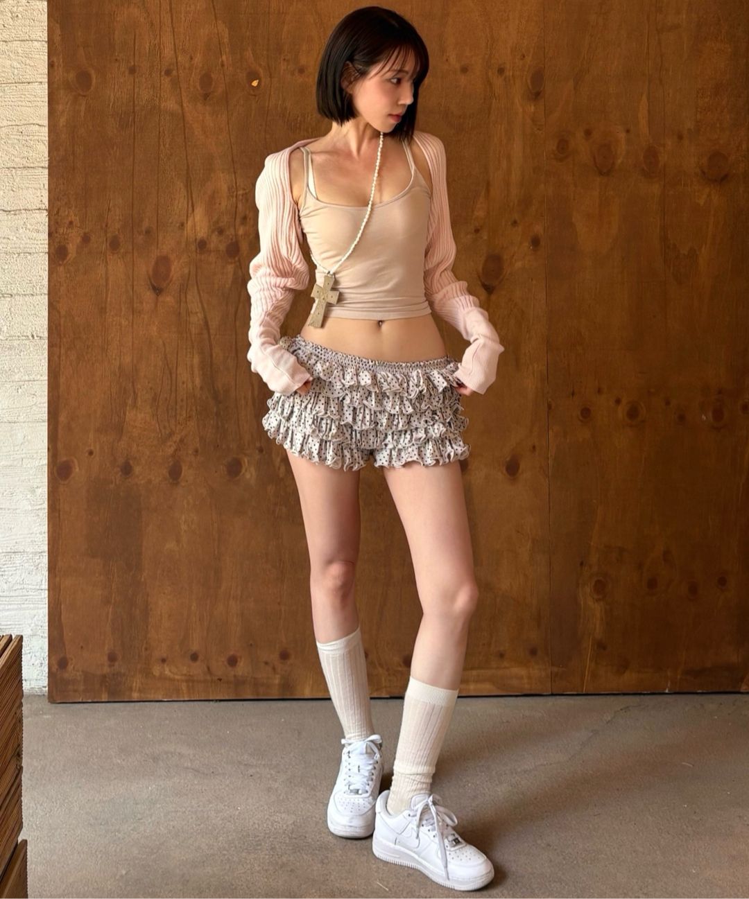 MUSINSA | SCULPTOR Dot Volumer Shorts Raw