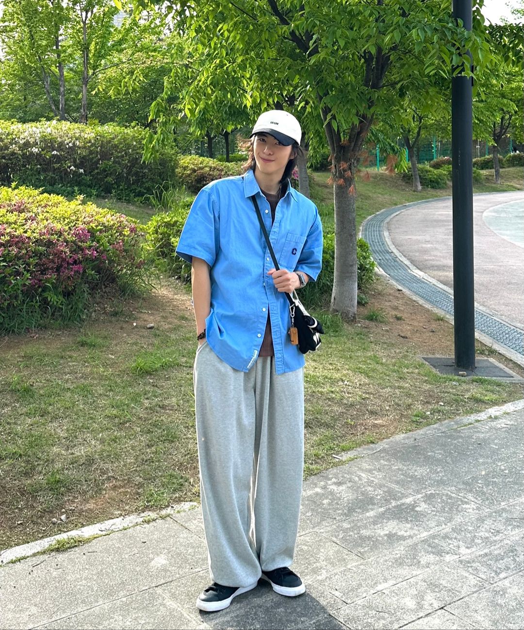 MUSINSA公式 | COVERNAT C Logo Pigment Oxford Half Shirt Blue