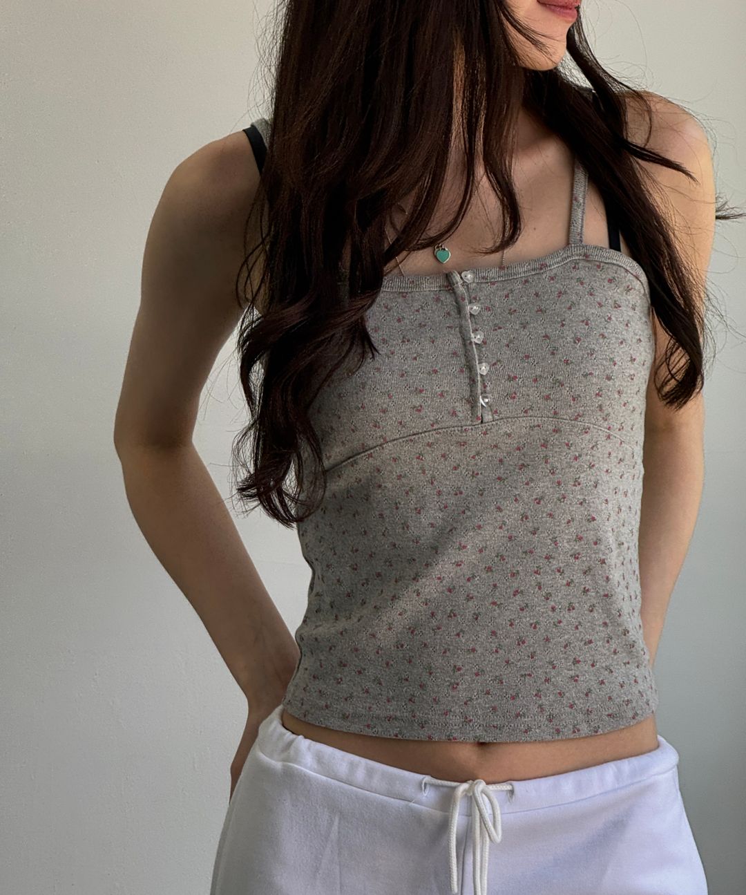 ★2024SS新作★RONRON★HEART BUTTON GOLGI SLEEVELESS MUSINSA | RONRON HEART BUTTON GOLGI SLEEVELESS WHITE