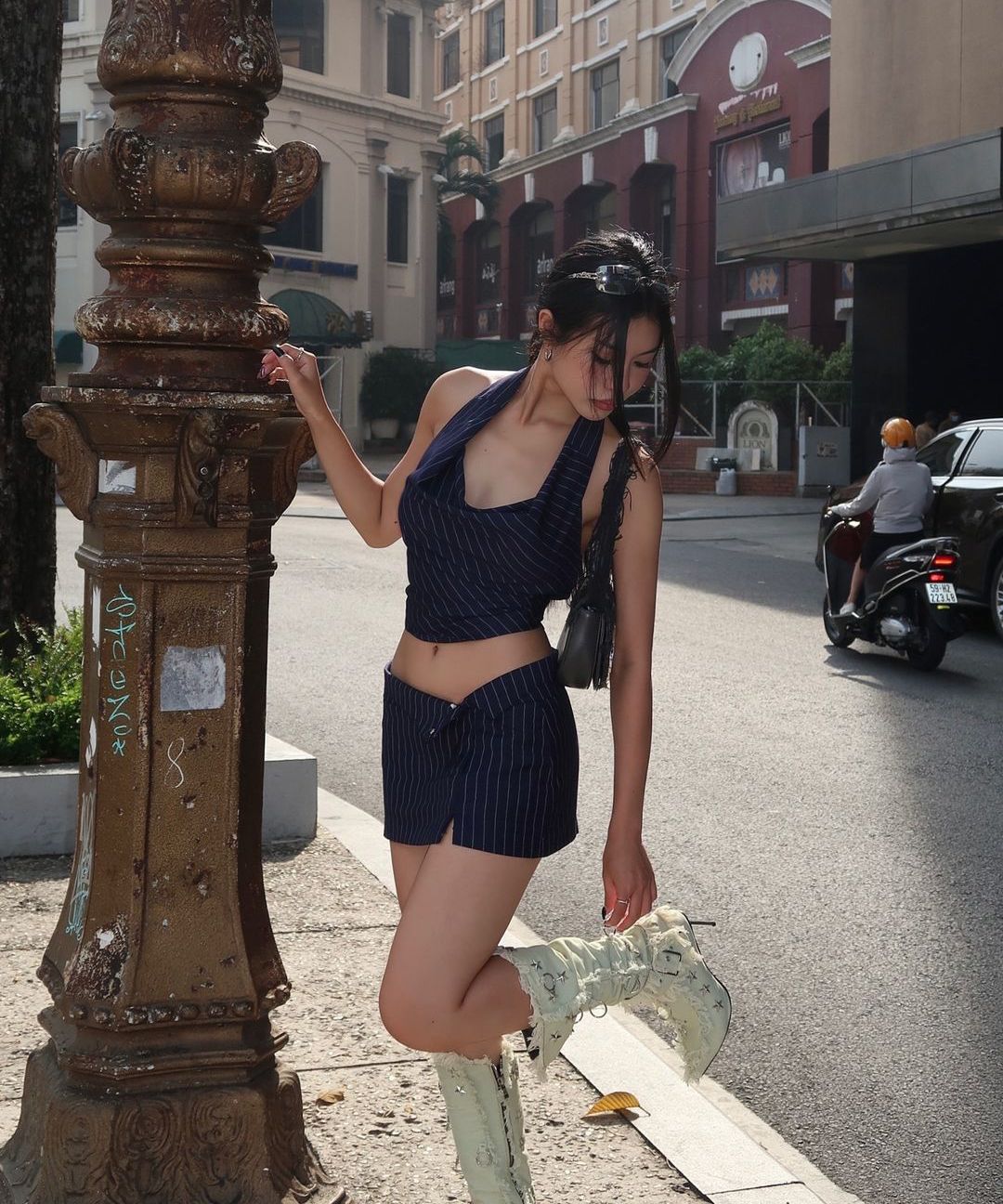 Not your roseノットユアローズDraping Halter Top 37th Reorder][Jennie wears]Draping Halter Top (Navy) - Not