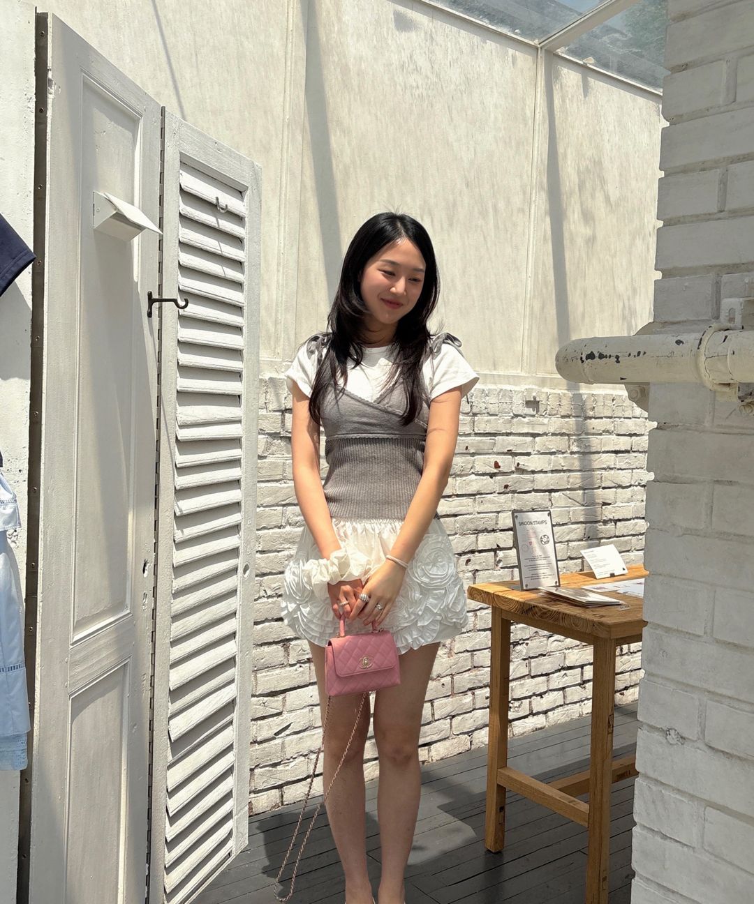 MUSINSA公式 | SINOON [Hearts2Hearts JUUN wearing] Rose Frill