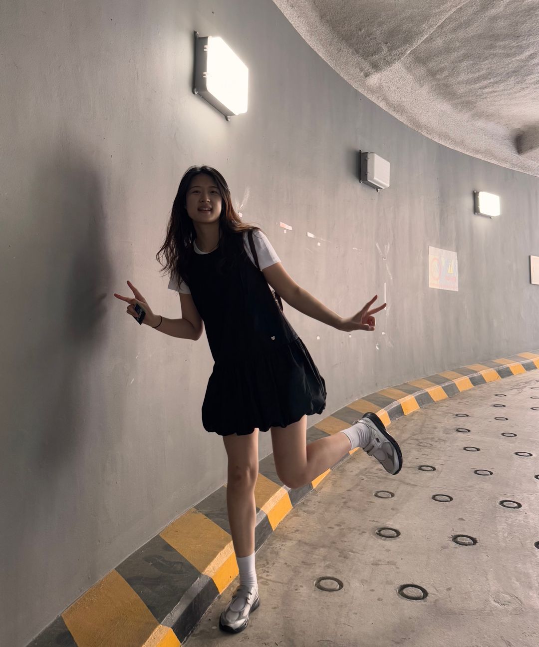 ワンピース RONRON SHOULDER STRING PUMPKIN MINI DRESS BLACK RR24BOP3297B SHOULDER STRING PUMPKIN MINI DRESS BLACK - RONRON 론론
