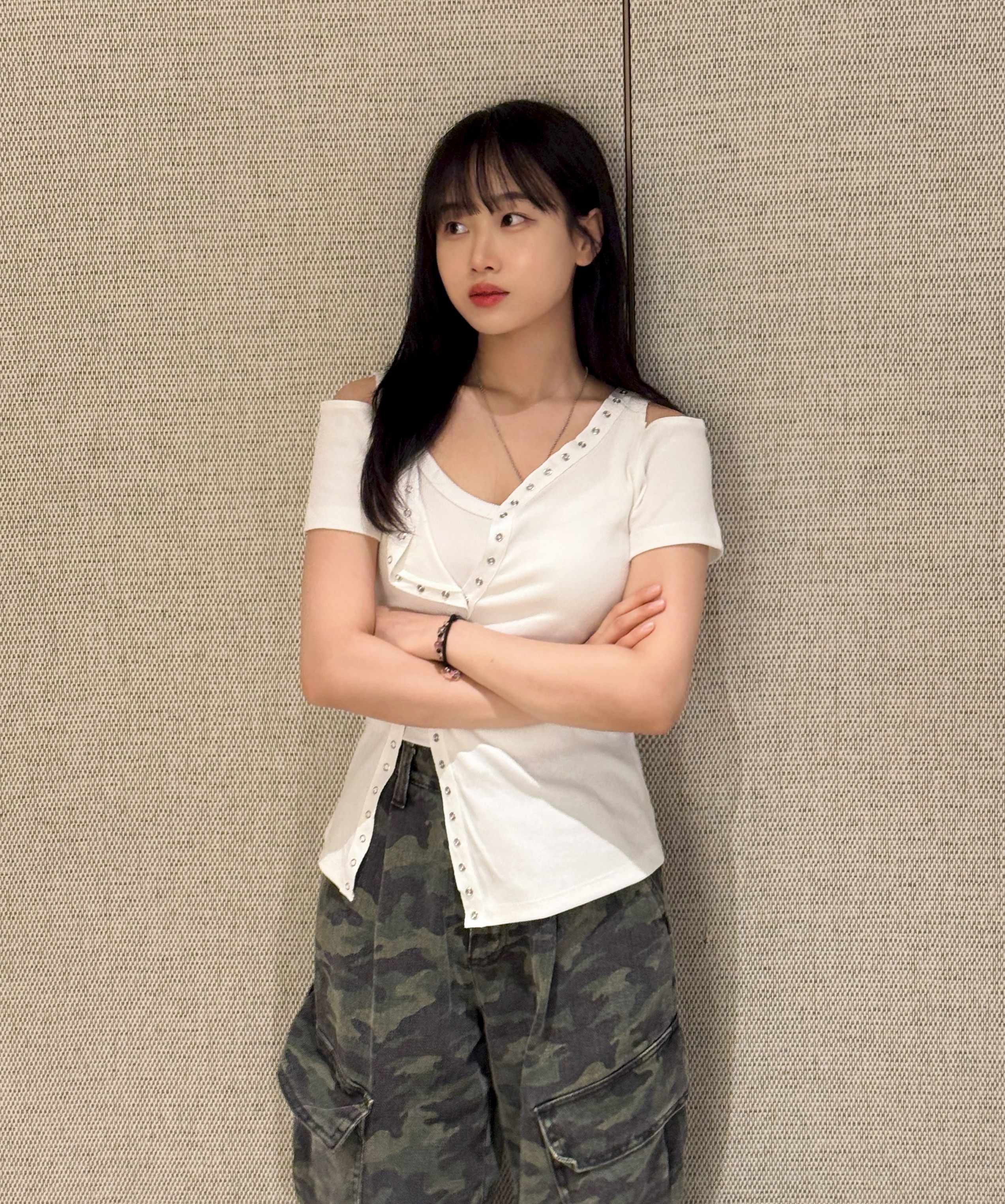 【NILLRING】Snap point Short-sleeved cardigan WHITE MUSINSA | NILLRING T19.00 Snep point Short-sleeved cardigan