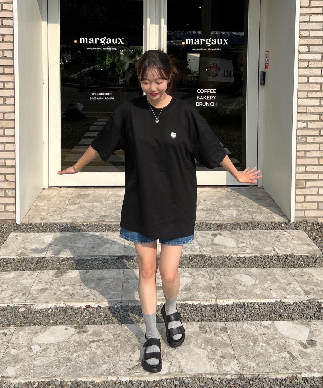MUSINSA | BEYOND CLOSET Bonjour Dog Wappen Short Sleeve T