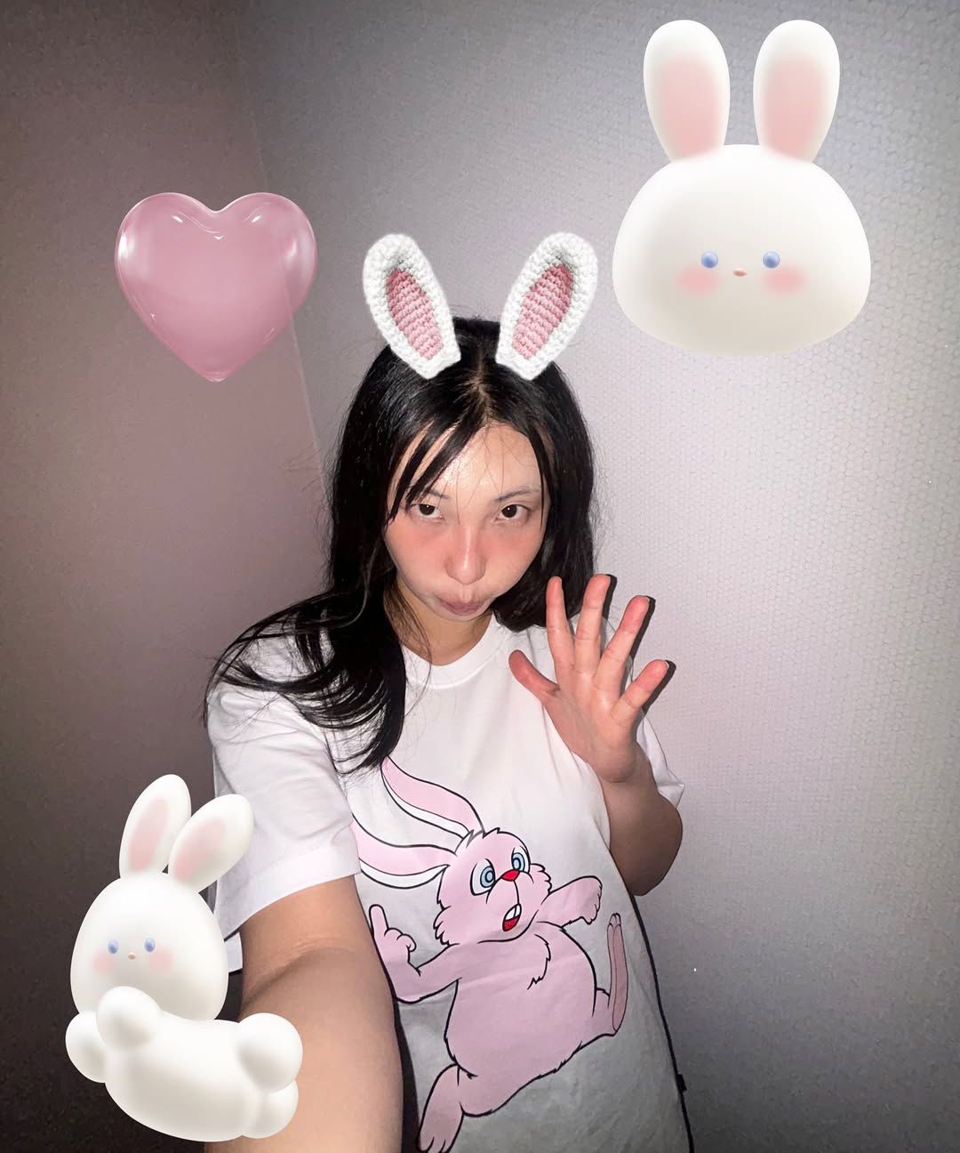 Tシャツ・カットソー LAUGHER Puck and Run Bunny White T-Shirt Black TS63 MUSINSA | LAUGHER Puck and Run Bunny (White) 3D T-Shirt - Black