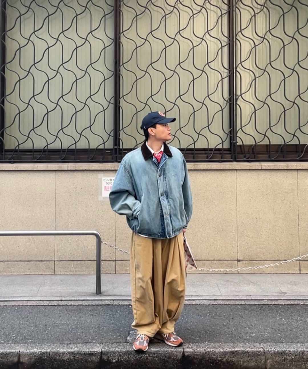 MUSINSA | ANGLAN Long Tuck Wing Balloon Pants - Black