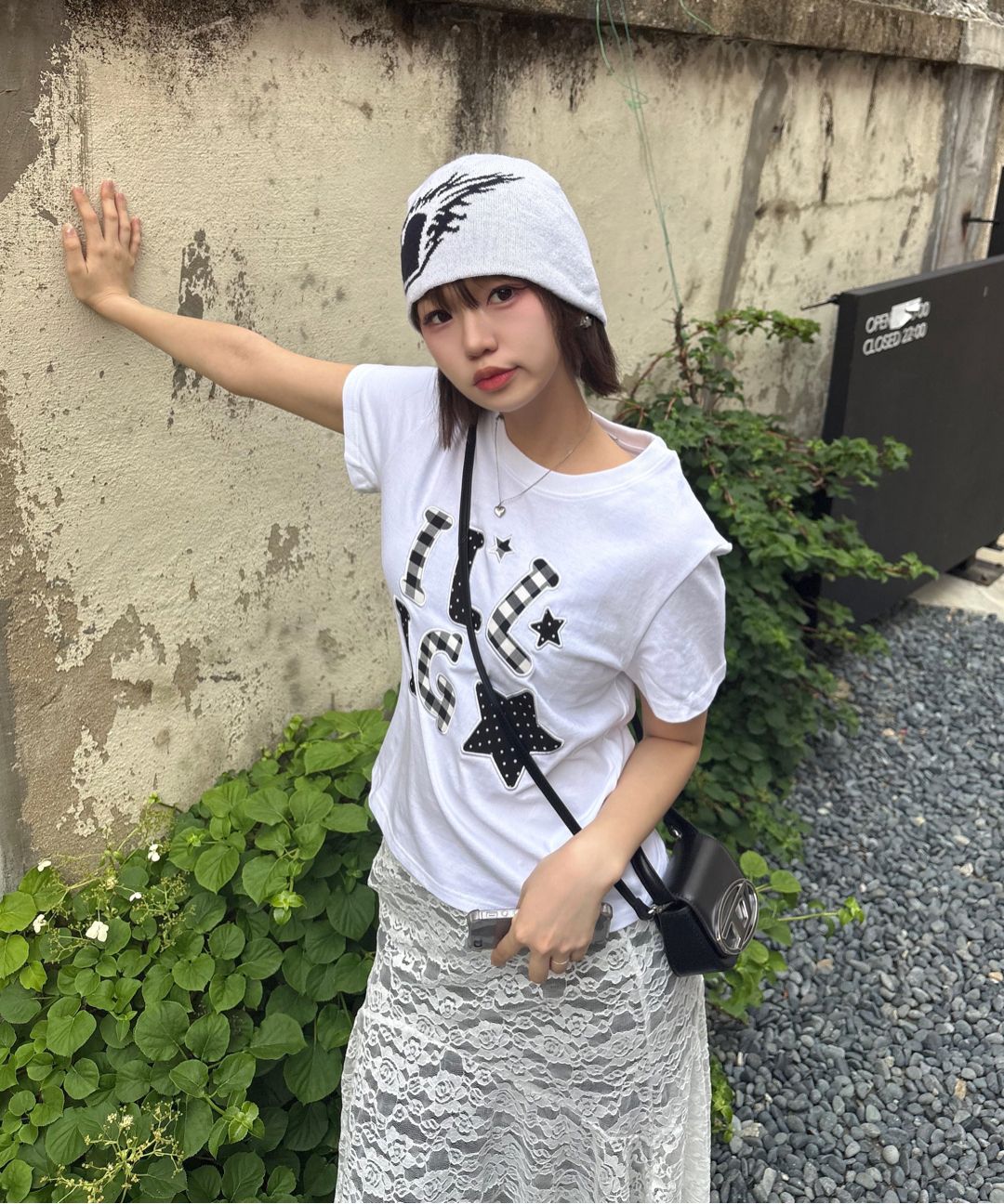 ★ILLIGO★ Check Applique Loose Crop T-Shirt 2color MUSINSA | ILLIGO Check Applique Loose Crop T-Shirt Black