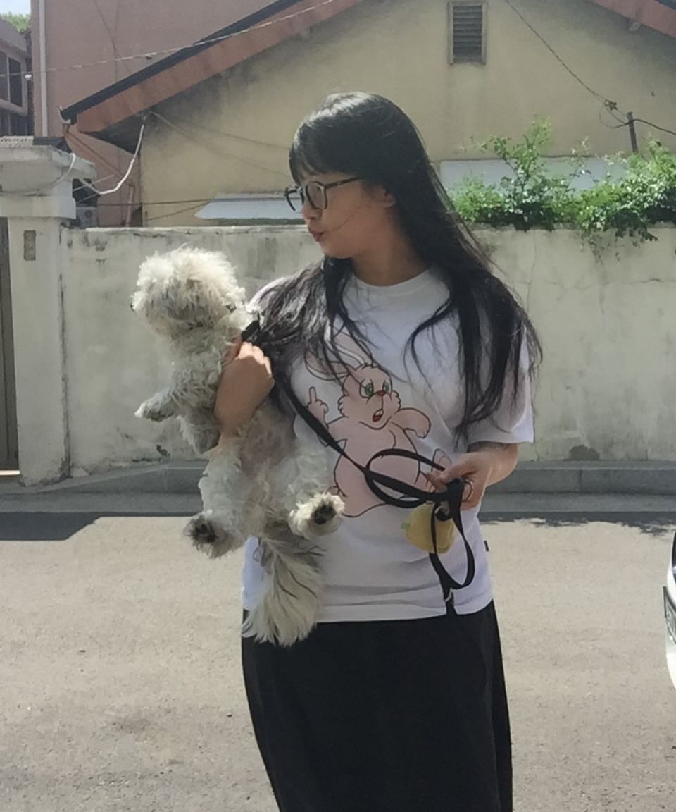 Tシャツ・カットソー LAUGHER Puck and Run Bunny Pink 3D T-Shirt White TS70 MUSINSA | LAUGHER Puck and Run Bunny (White) 3D T-Shirt - Black