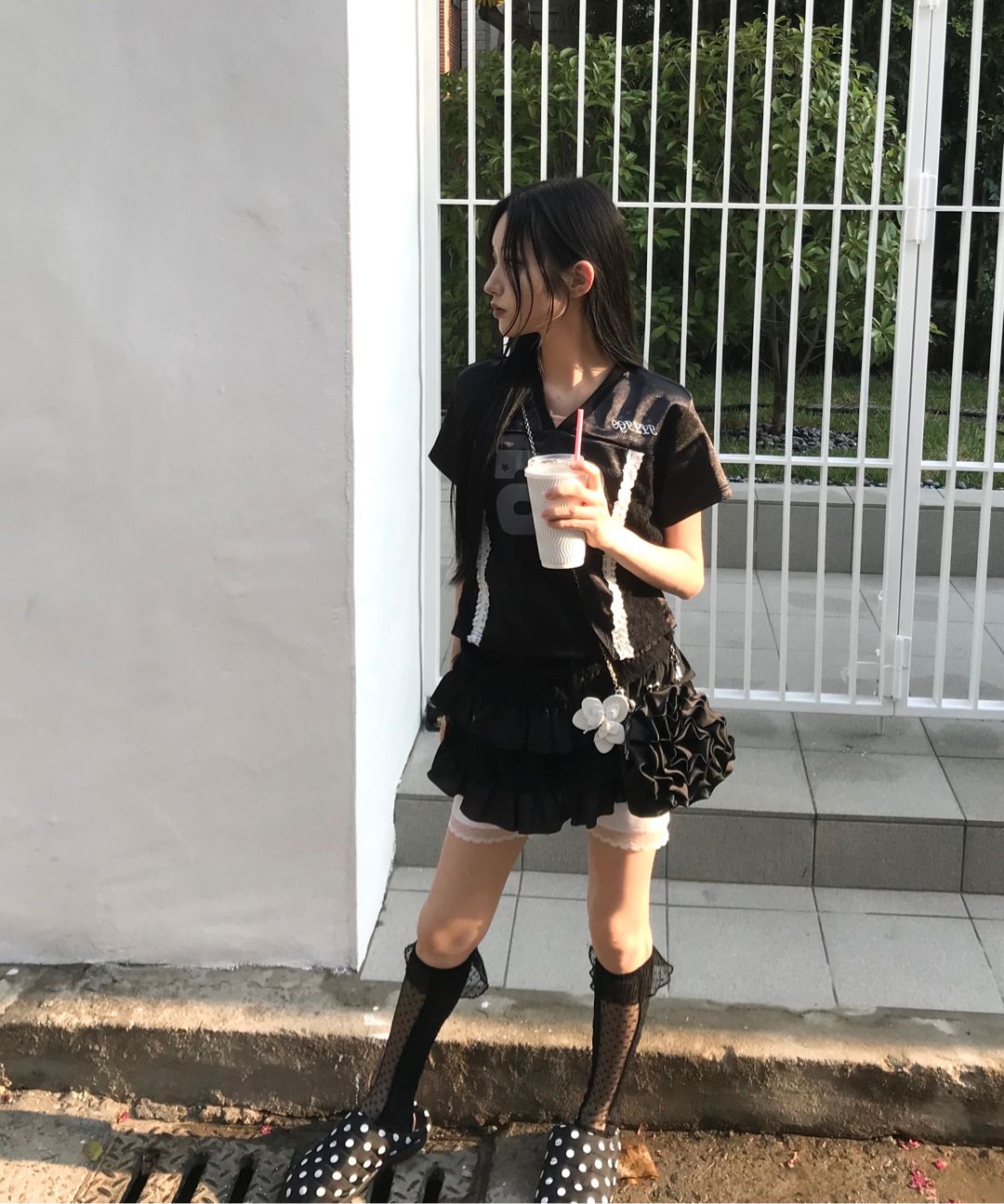 [ILLIGO] FLOWER BOKJORI BAG /追跡付 MUSINSA | ILLIGO Flower Bokjori Bag Black