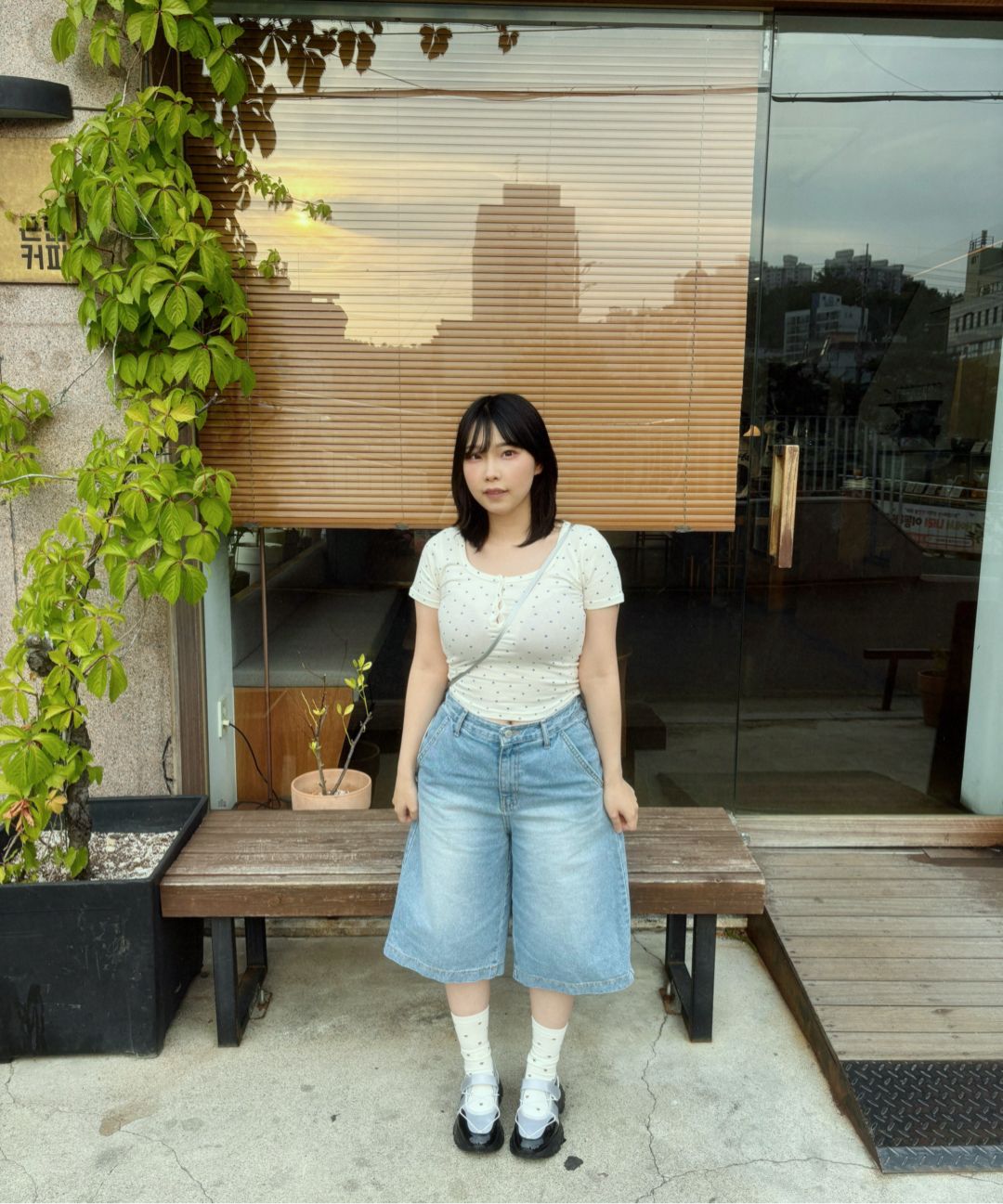 MUSINSA公式 | SALT AND CHOCOLATE Odette Velcro Sneakers