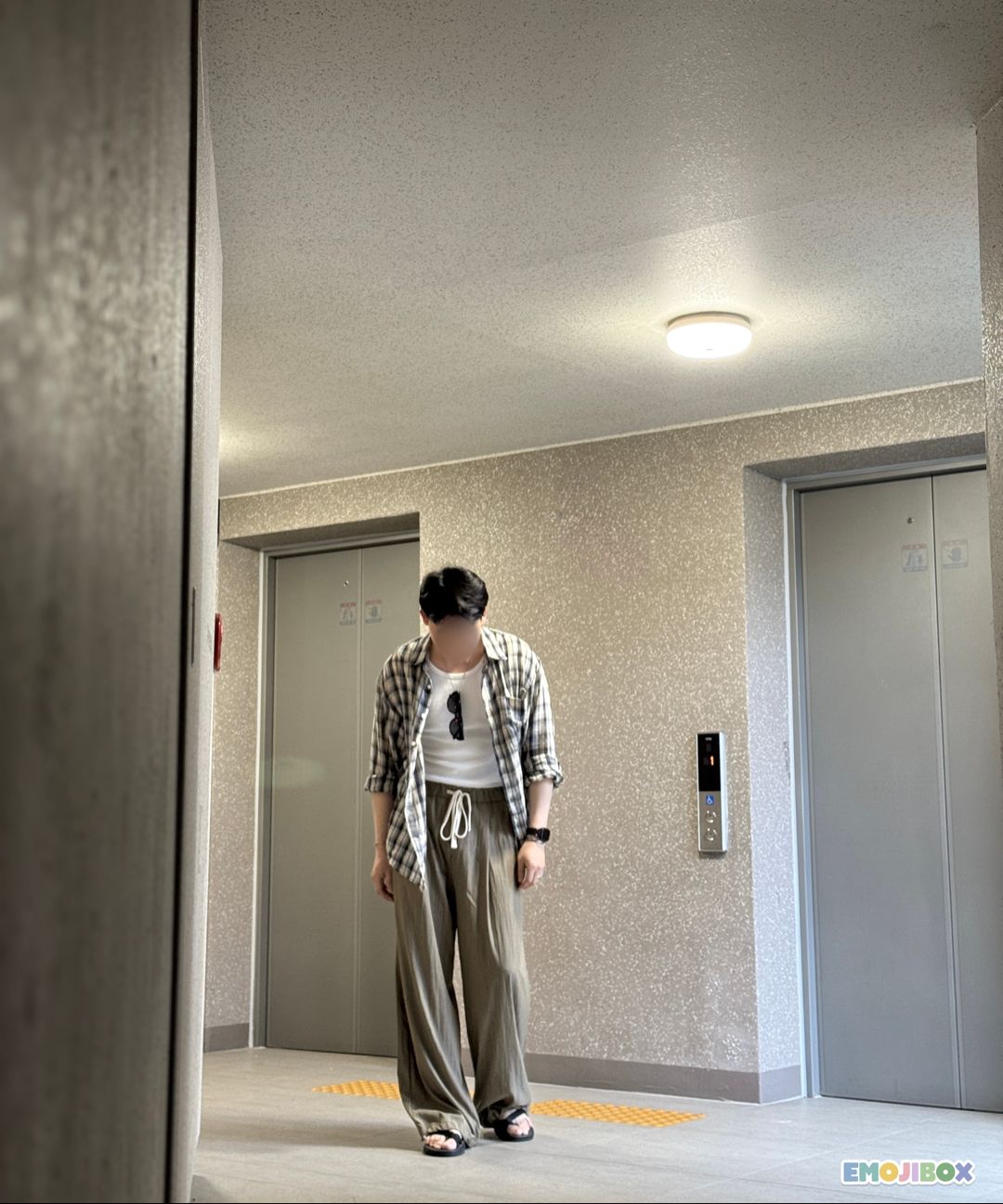 スラックス DNSR Summer one-tuck wide pants 5SH146 MUSINSA | DNSR Summer one-tuck wide pants beige
