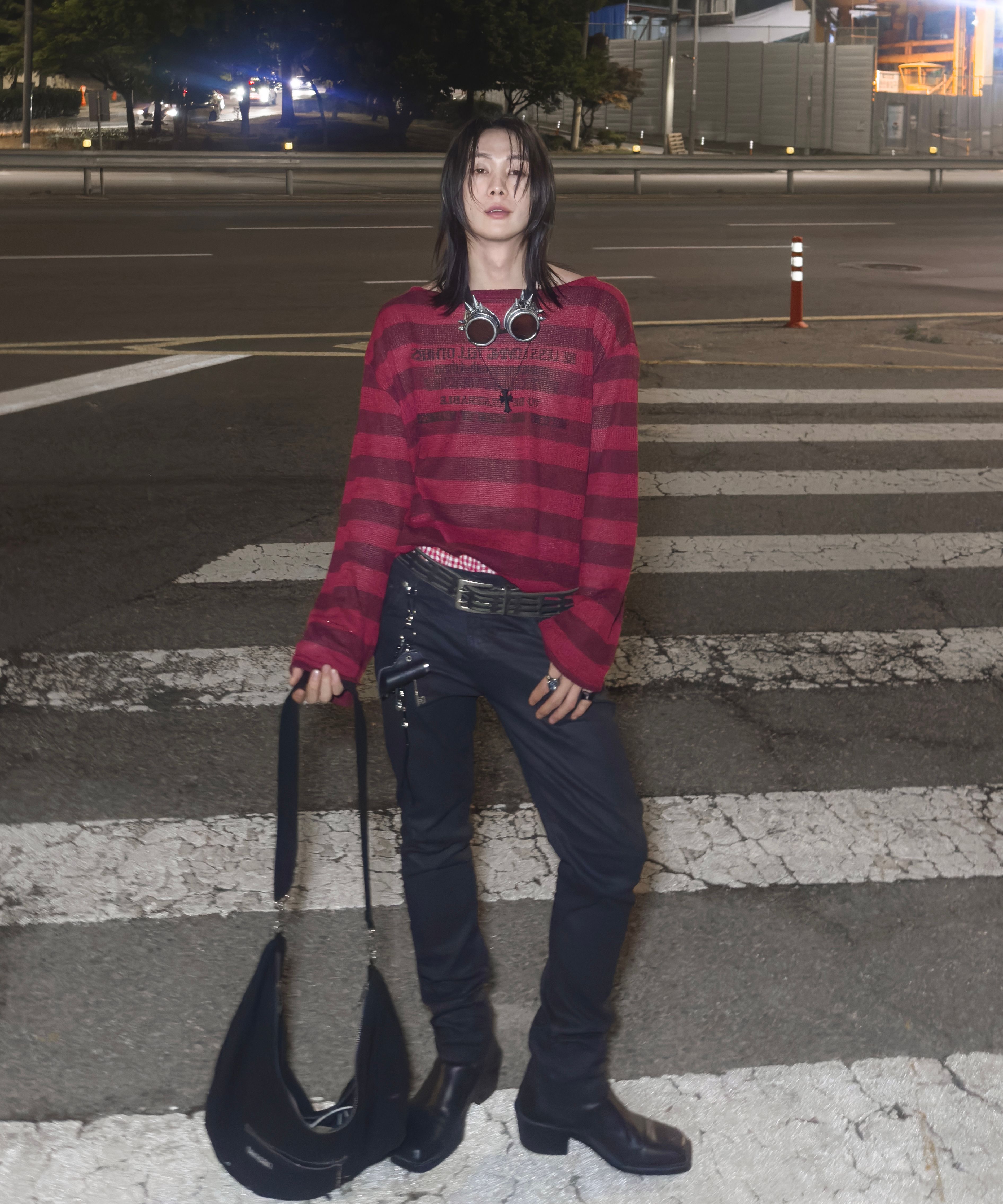 MUSINSA公式 | NUDIEJEANS Thin Finn Back 2 Black 112431
