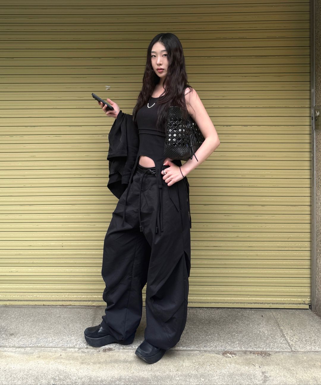 [WOOALONG]25SS★Drawstring Hem Sleeveless MUSINSA | WOOALONG Drawstring hem sleeveless - BLACK