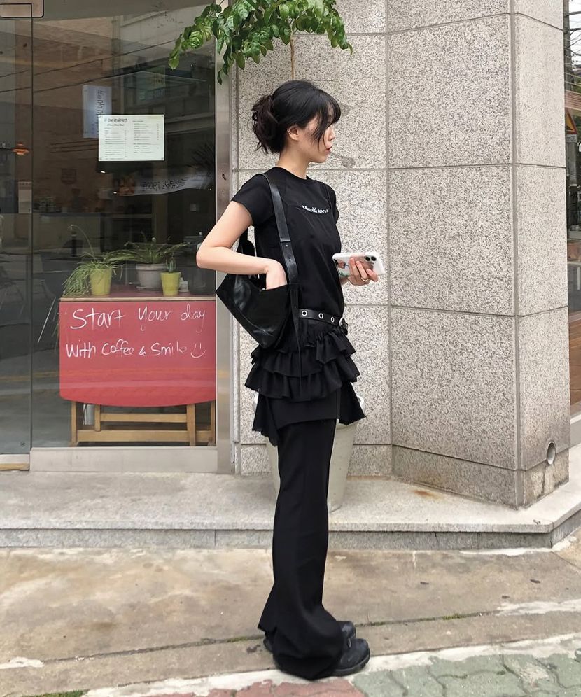 미세키서울(MISEKI SEOUL) Pleats skirt pants BLACK - 사이즈 & 후기